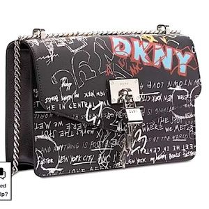 DKNY
Elissa Leather Graffiti Logo Chain Strap Shoulder/ Crossbody Bag